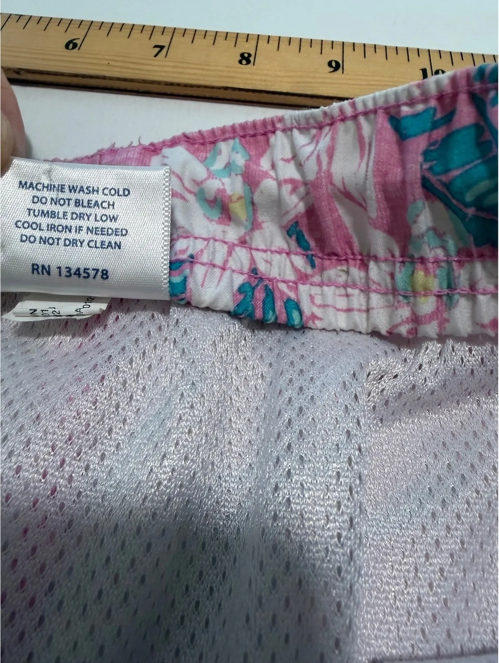 Vineyard Vines Boys XL Pink Floral Palm Print Swim Trunks